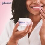 johnson's 24 hour moisture soft cream, 200ml